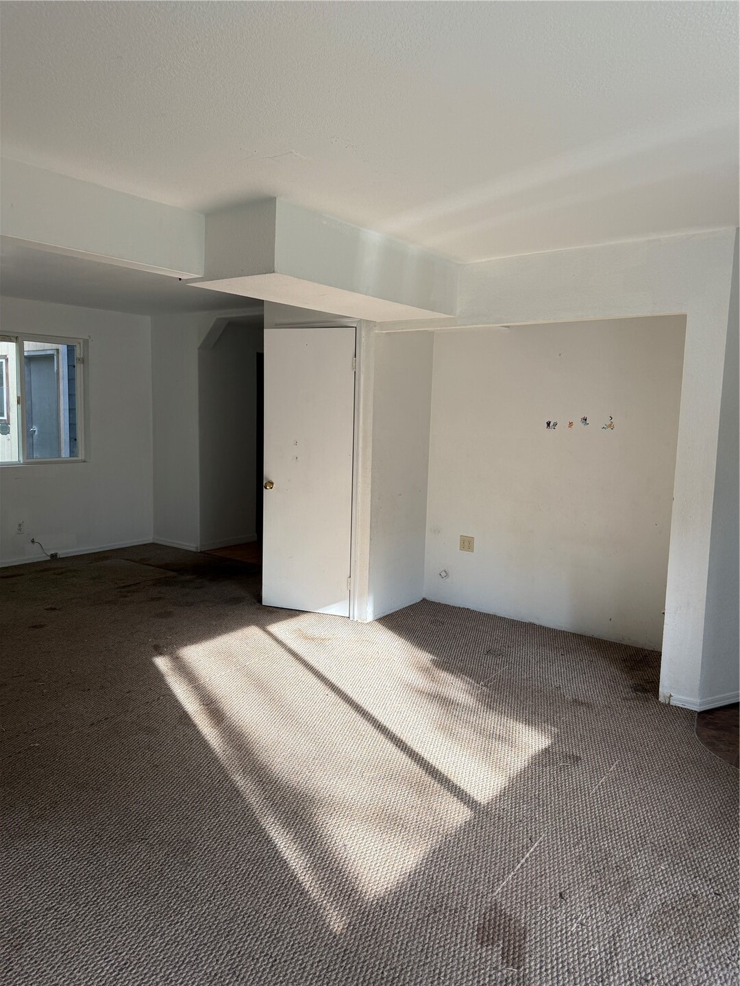 11 Ne Skipper Court Property Photo 3