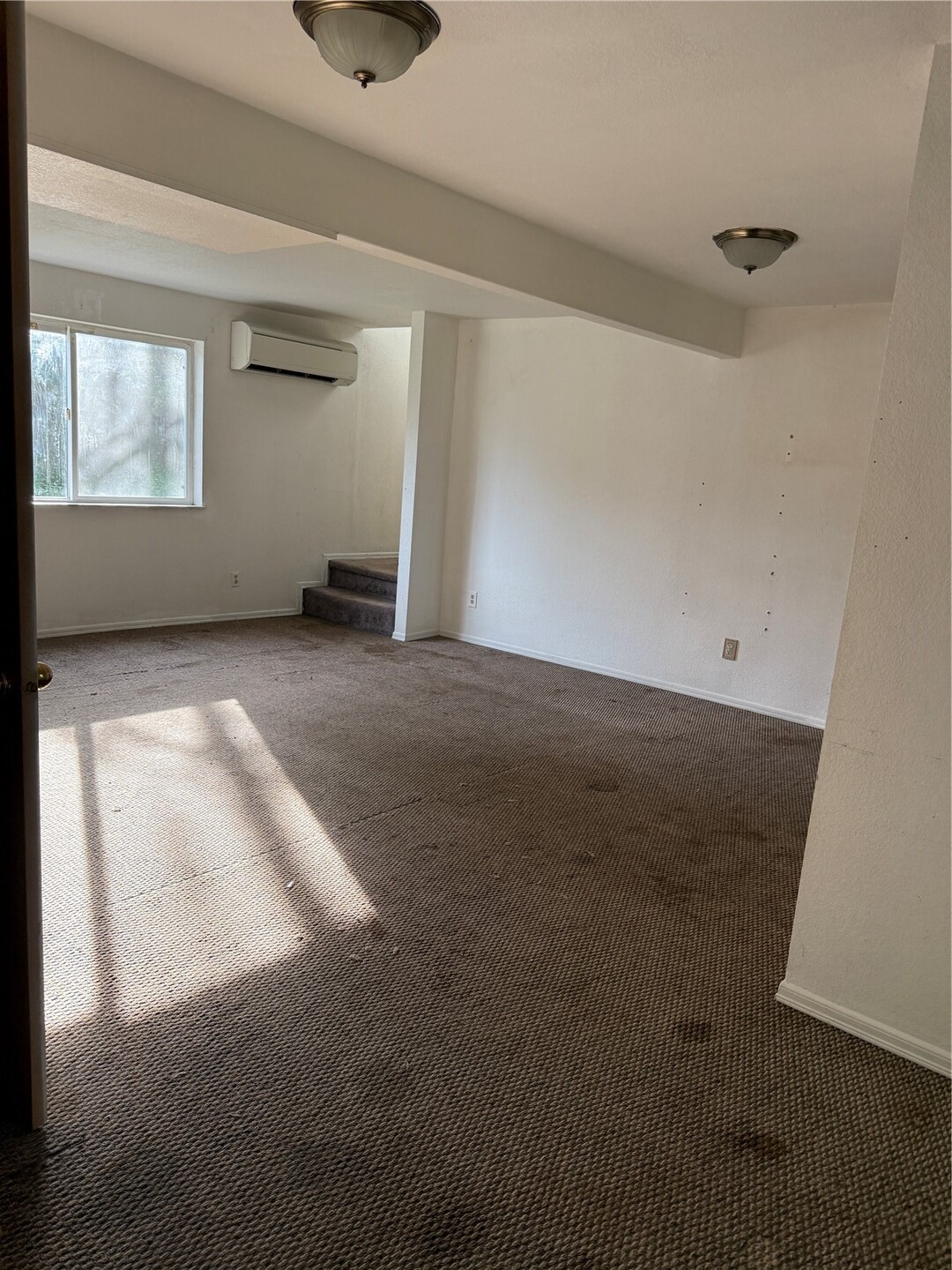 11 Ne Skipper Court Property Photo 4