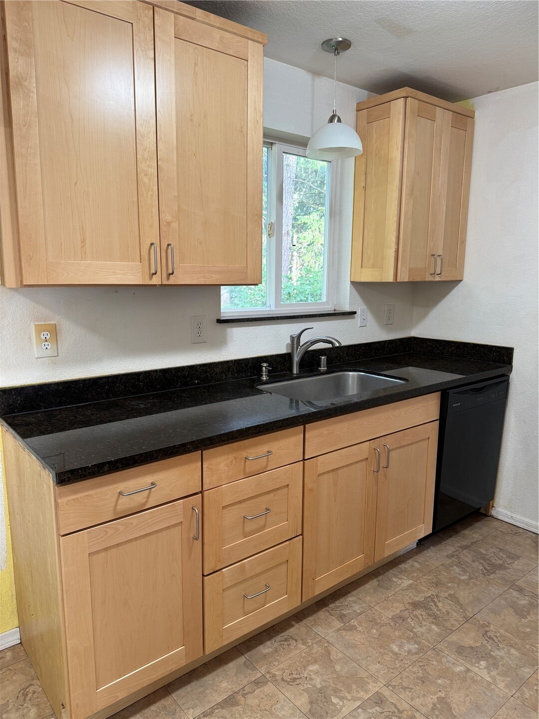 11 Ne Skipper Court Property Photo 9