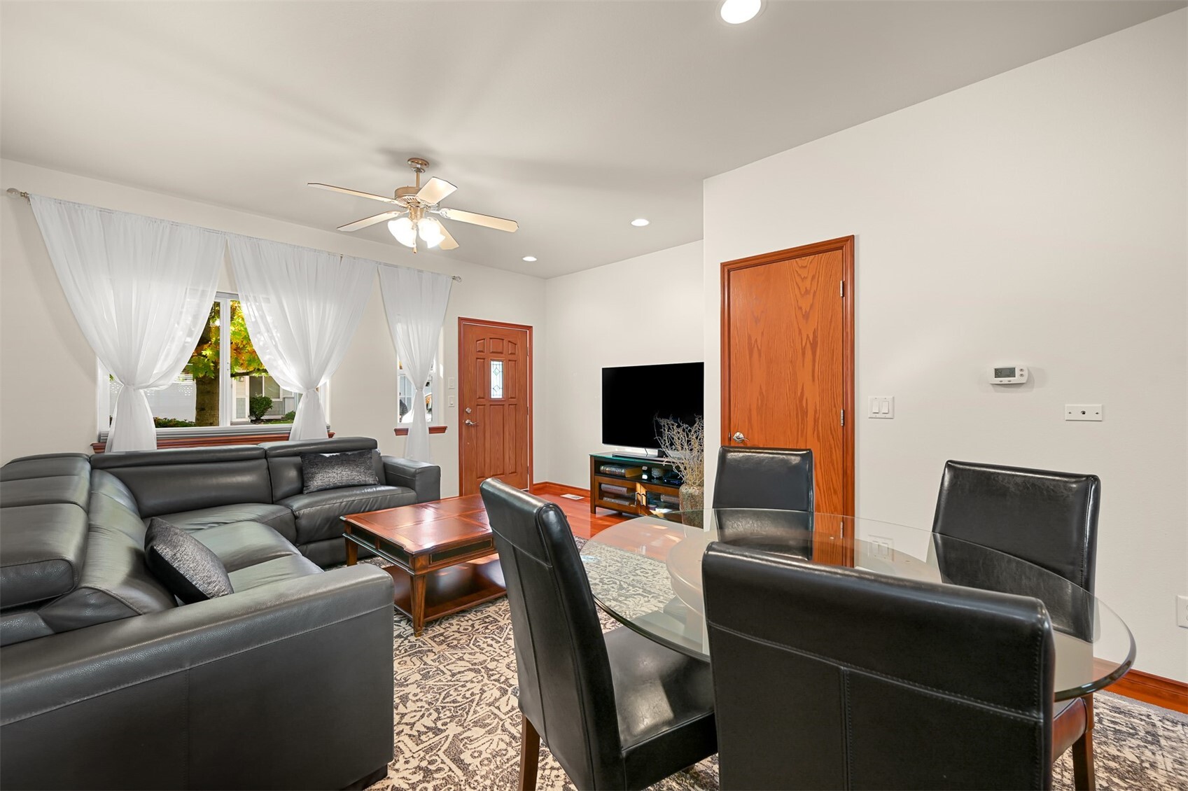 514 Clover Lane Property Photo 4