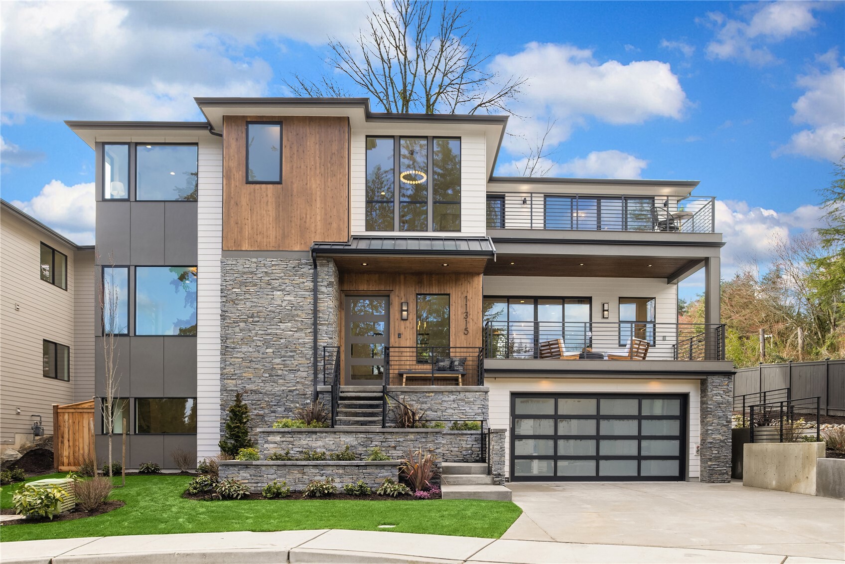 11315 113th Place Property Photo 1