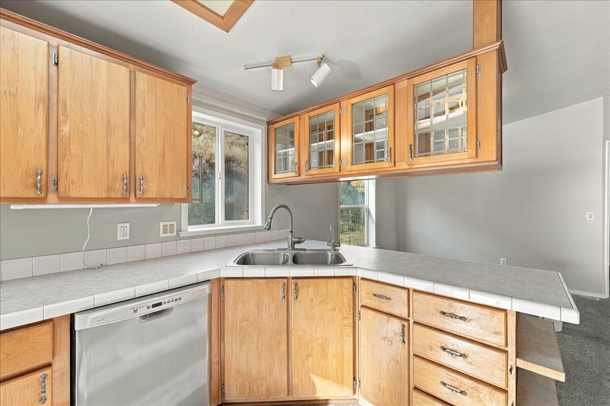 3570 Pinnacle Place Property Photo 10