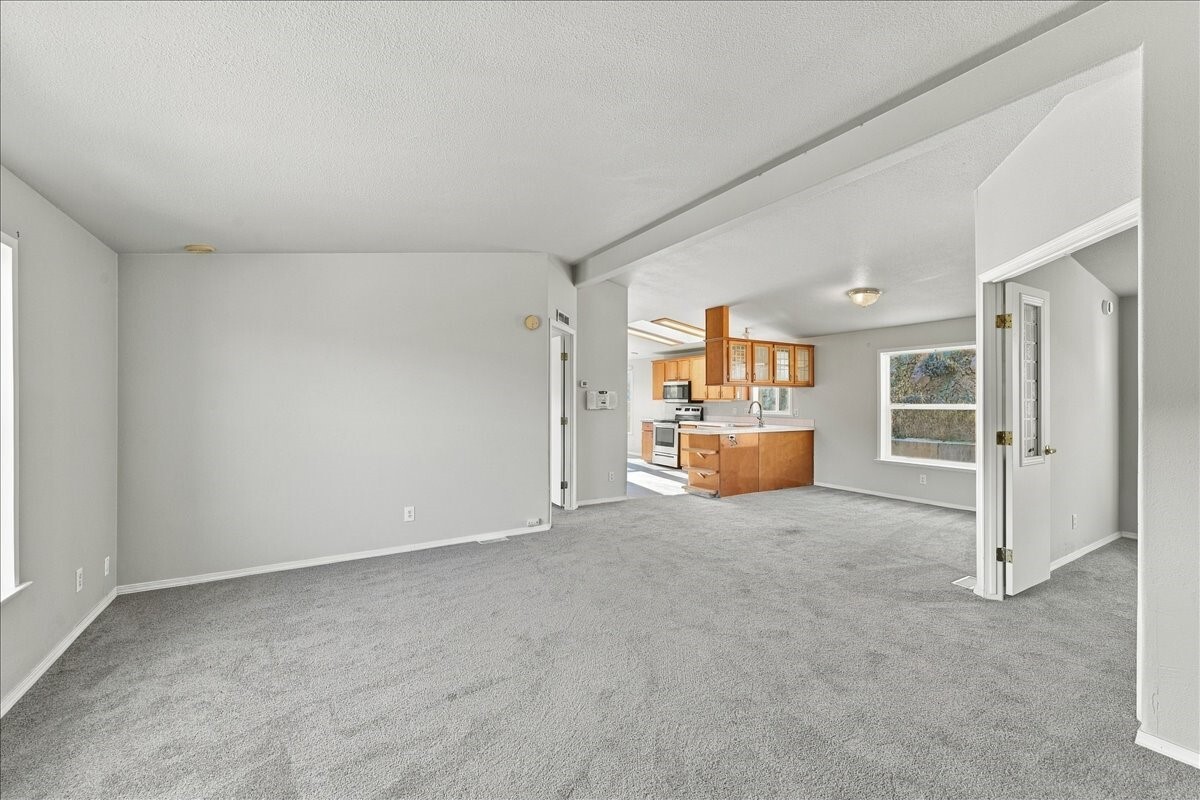 3570 Pinnacle Place Property Photo 15