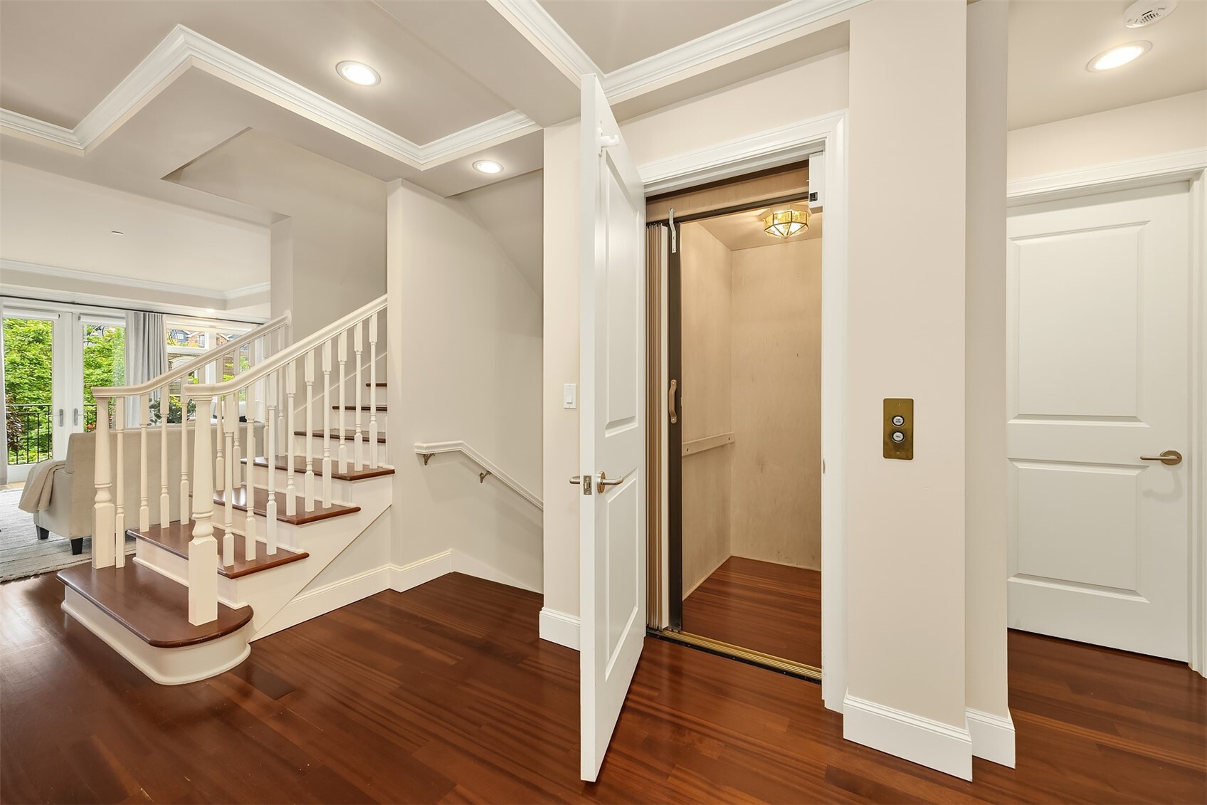 725 Harvard Avenue Property Photo 18