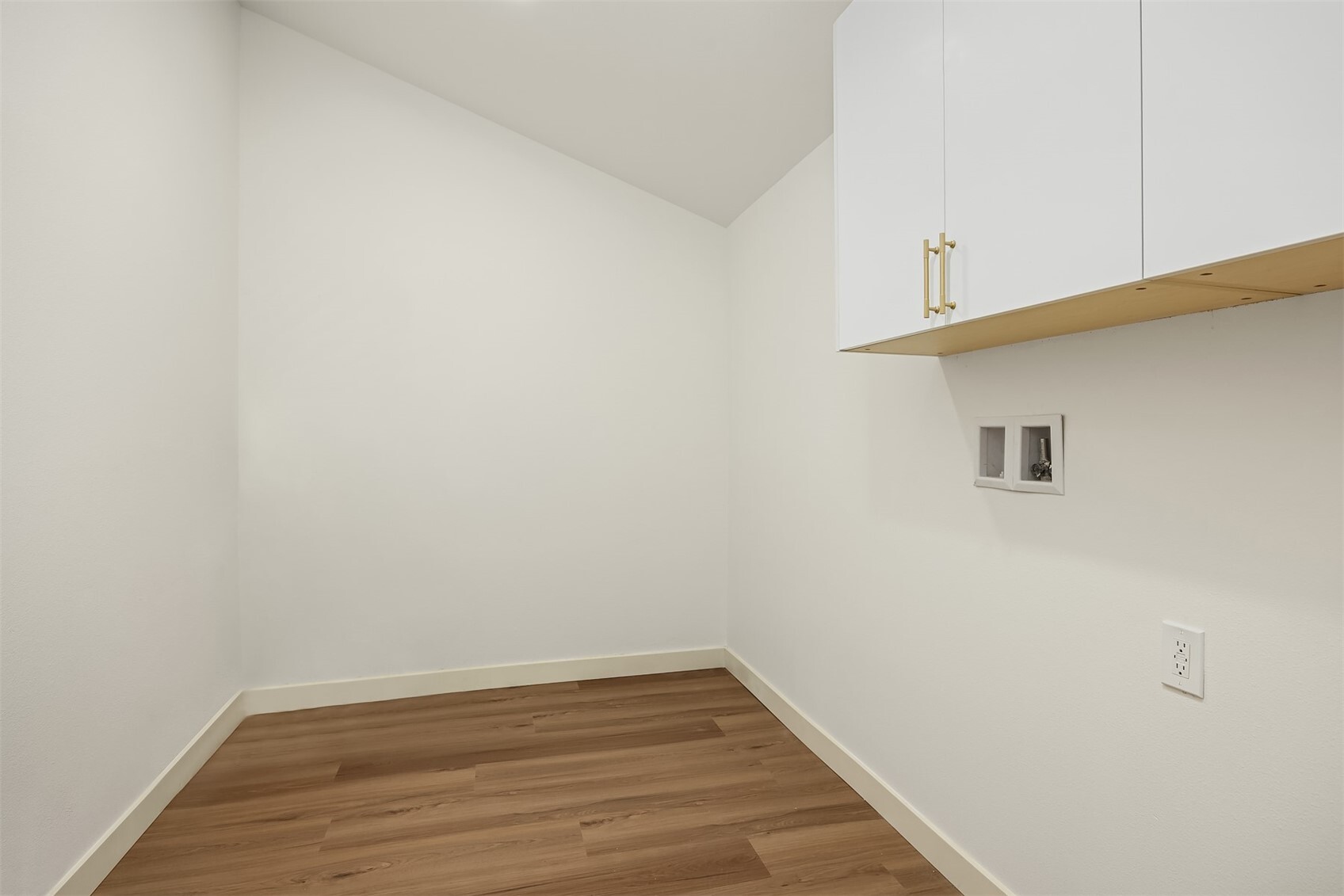 15744 Renton Issaquah Road Property Photo 23