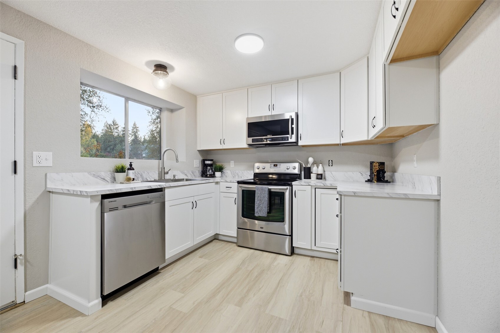 31825 125th Place Property Photo 10