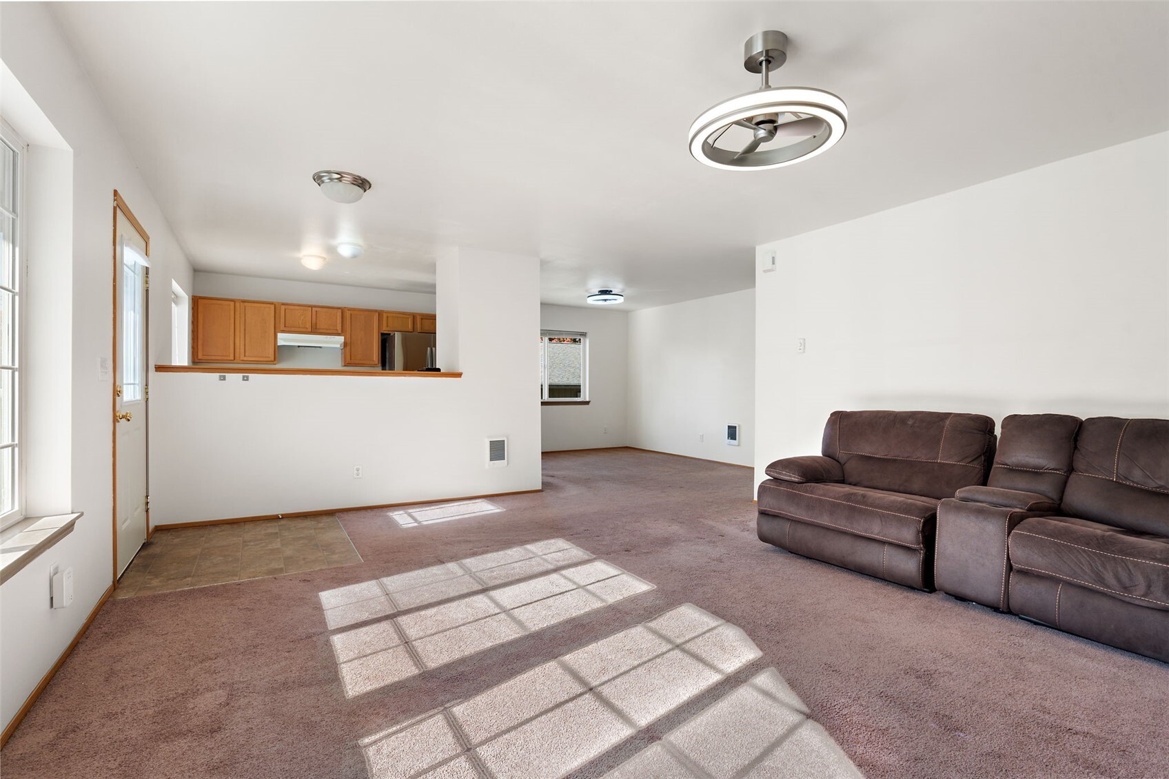 246 Ne Max William Loop Property Photo 10