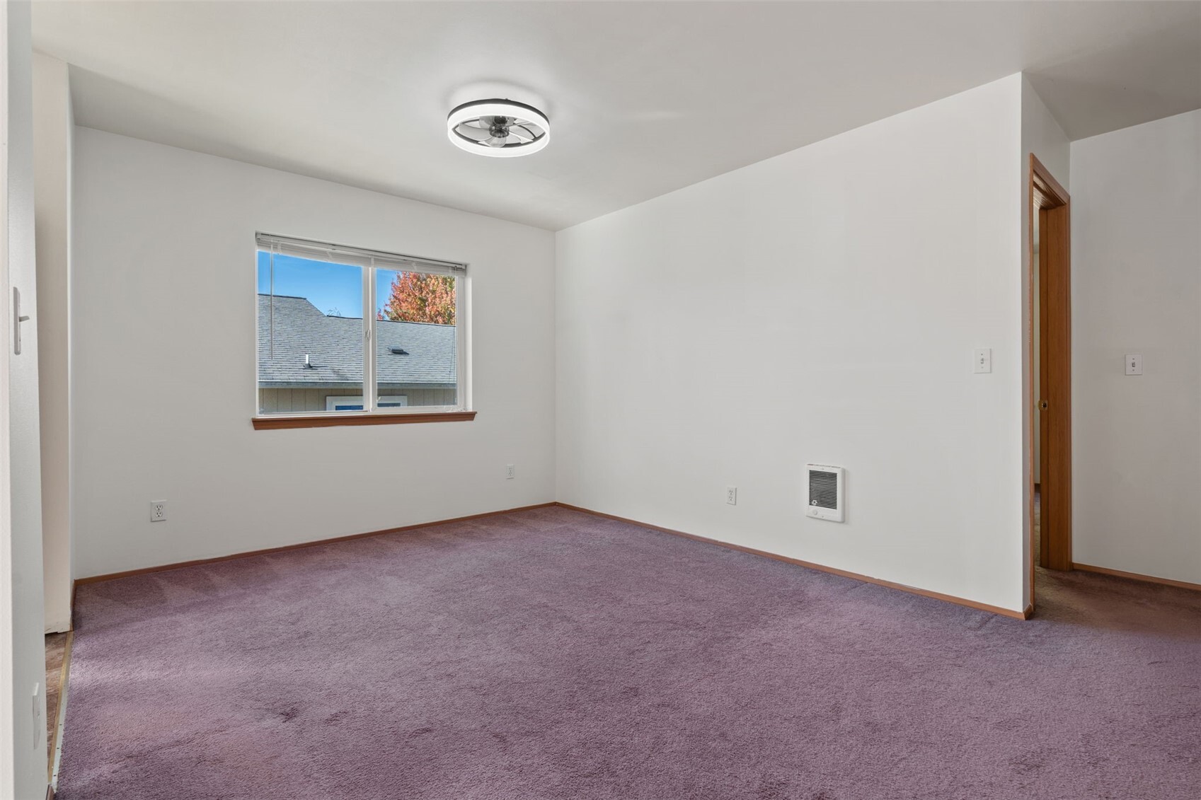 246 Ne Max William Loop Property Photo 11