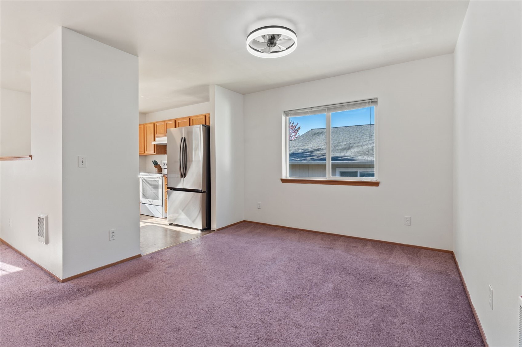 246 Ne Max William Loop Property Photo 12