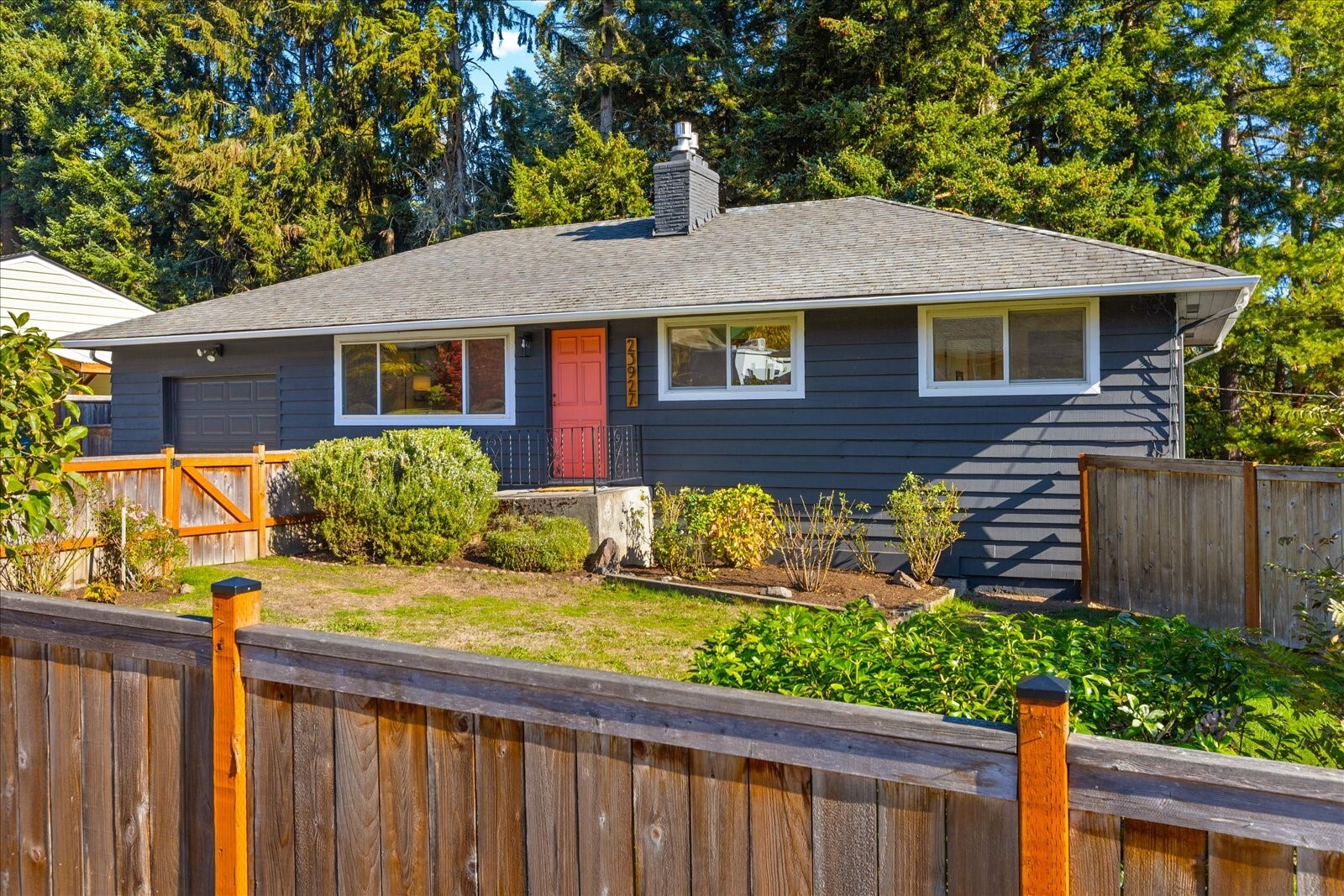 23927 80th Place Property Photo 2