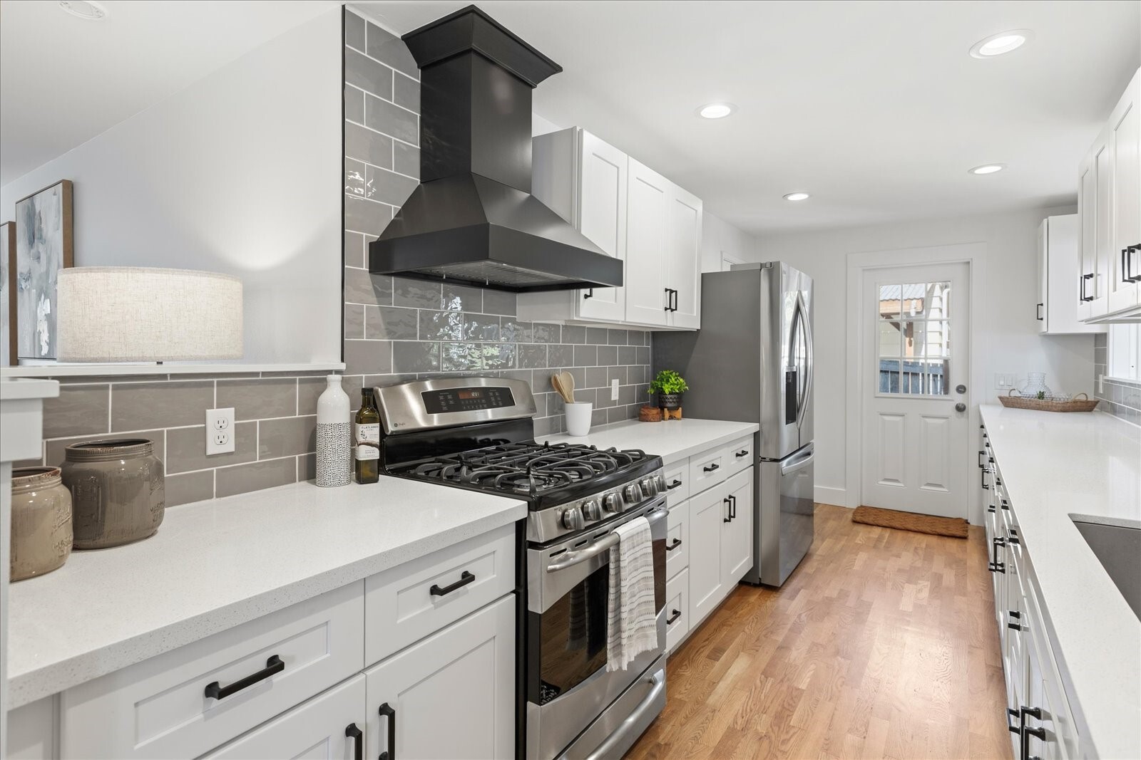 23927 80th Place Property Photo 11
