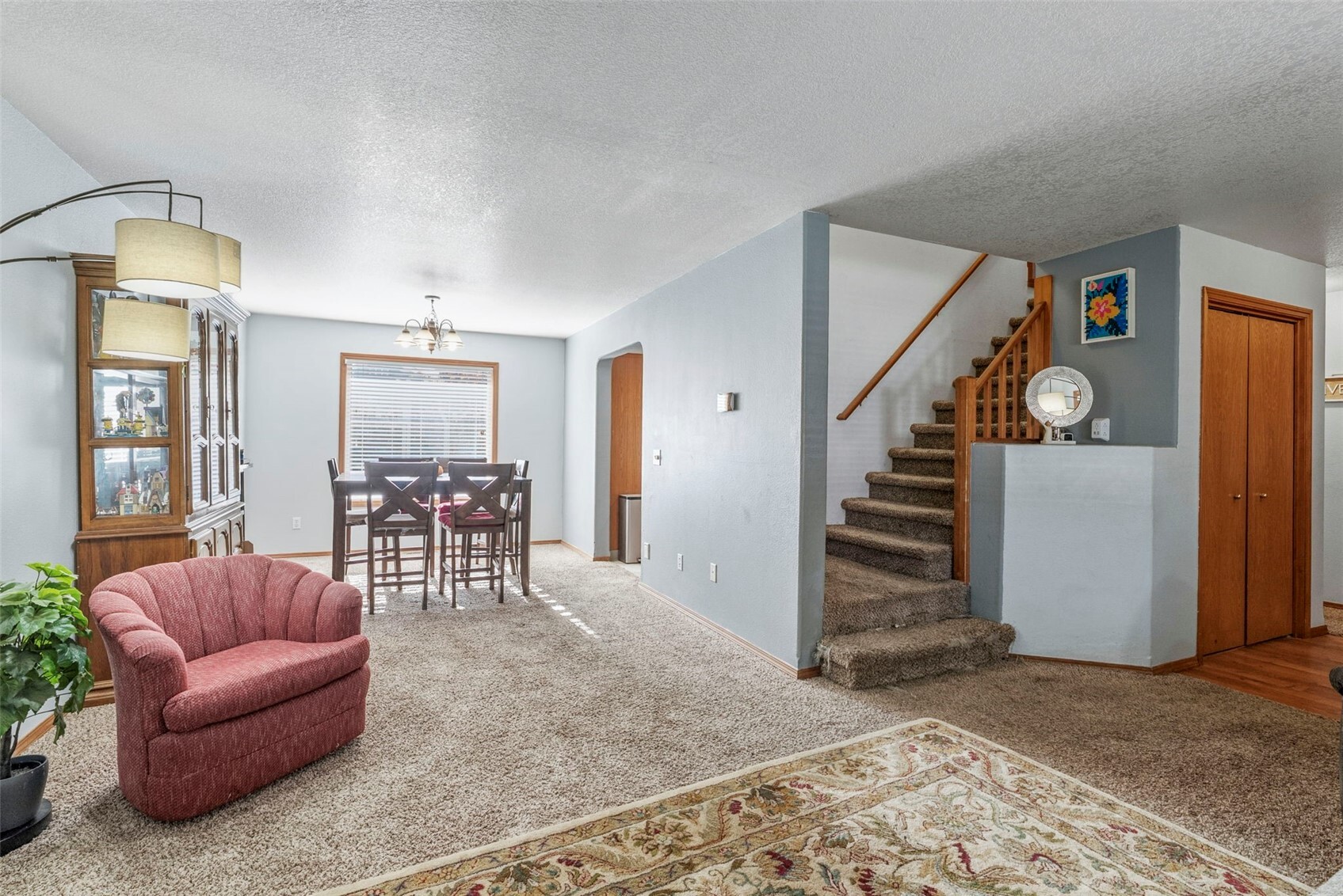 5531 Finch Drive Property Photo 3
