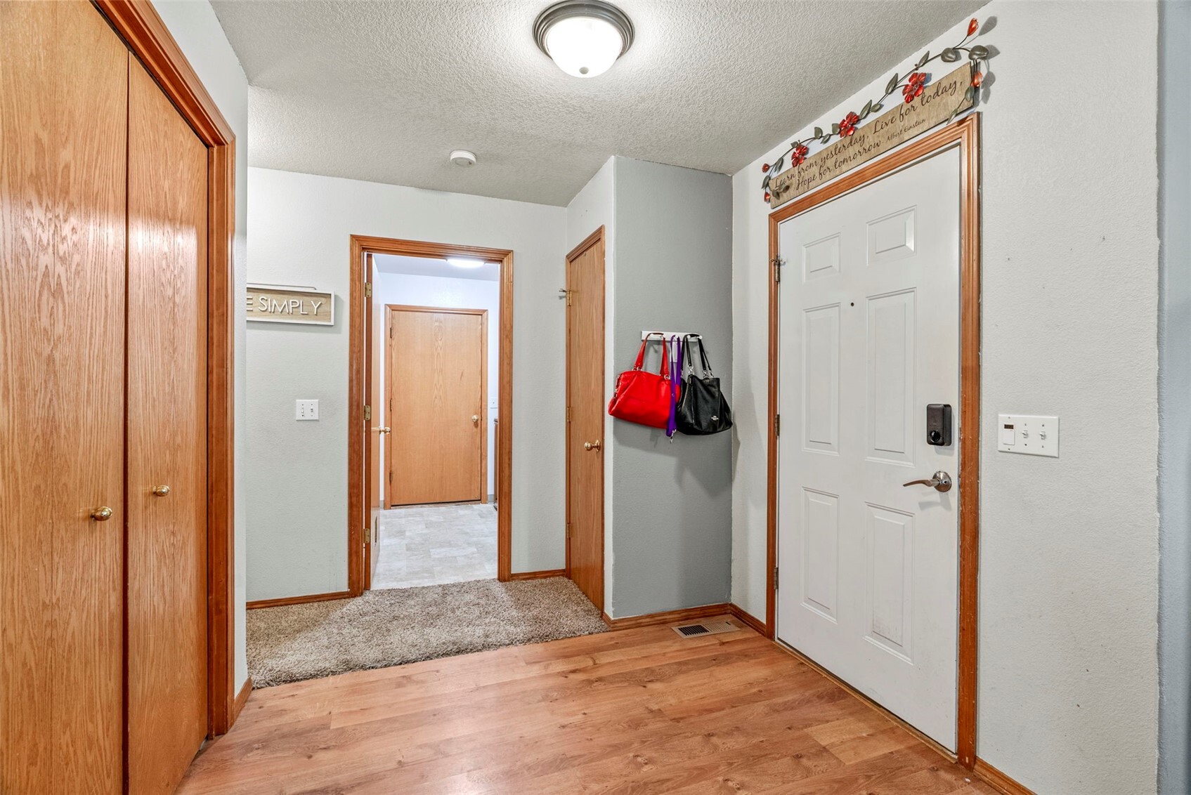 5531 Finch Drive Property Photo 8
