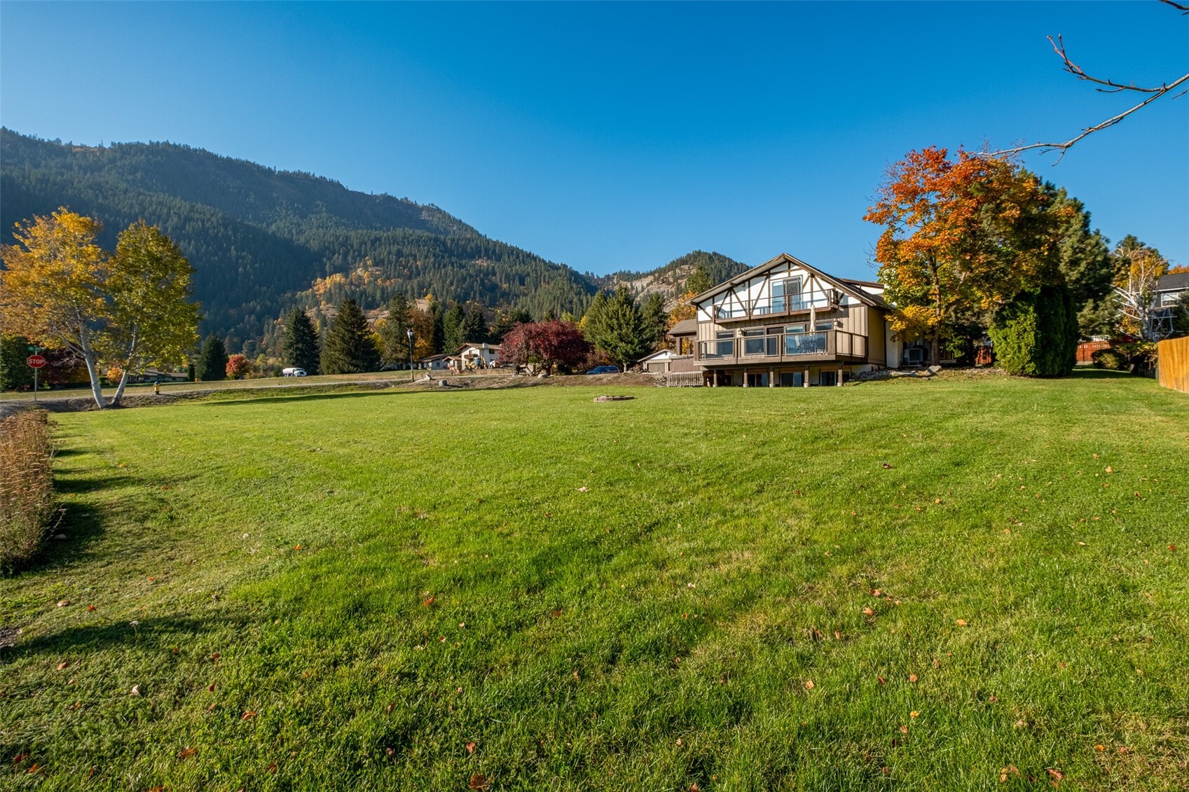 10285 Ski Hill Drive Property Photo 7