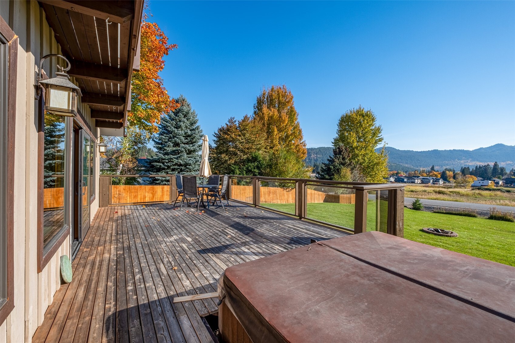 10285 Ski Hill Drive Property Photo 12