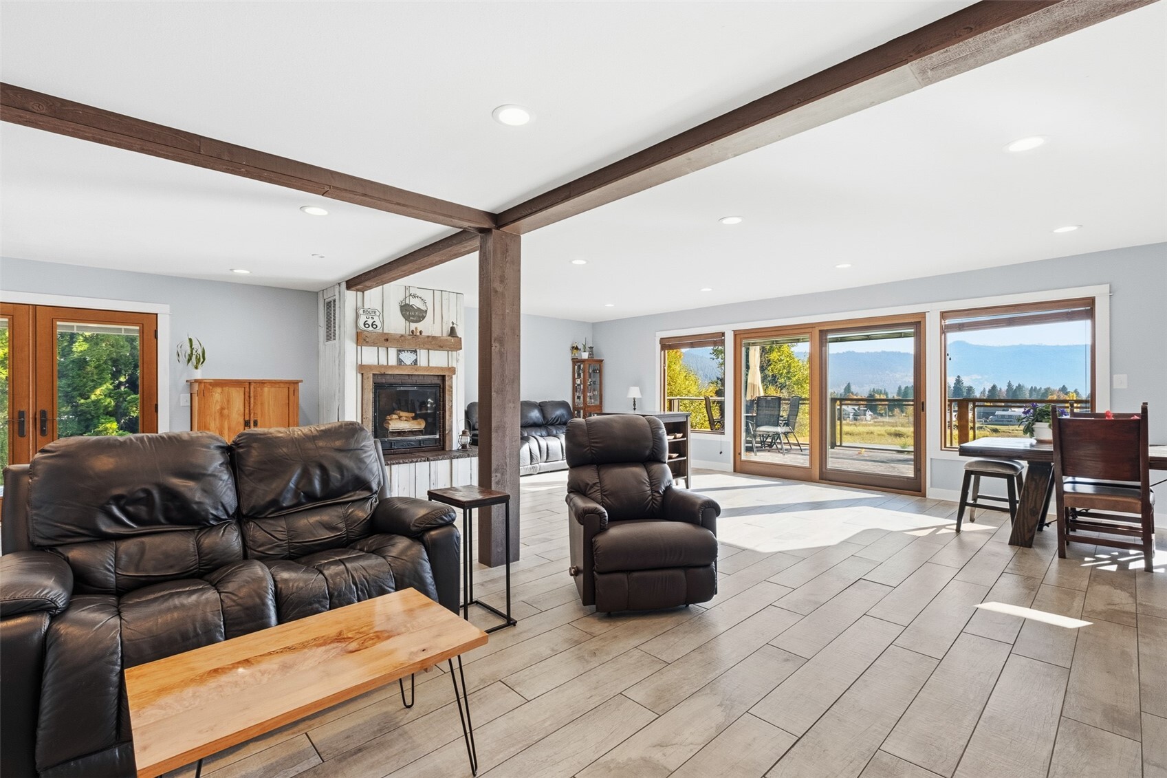 10285 Ski Hill Drive Property Photo 19