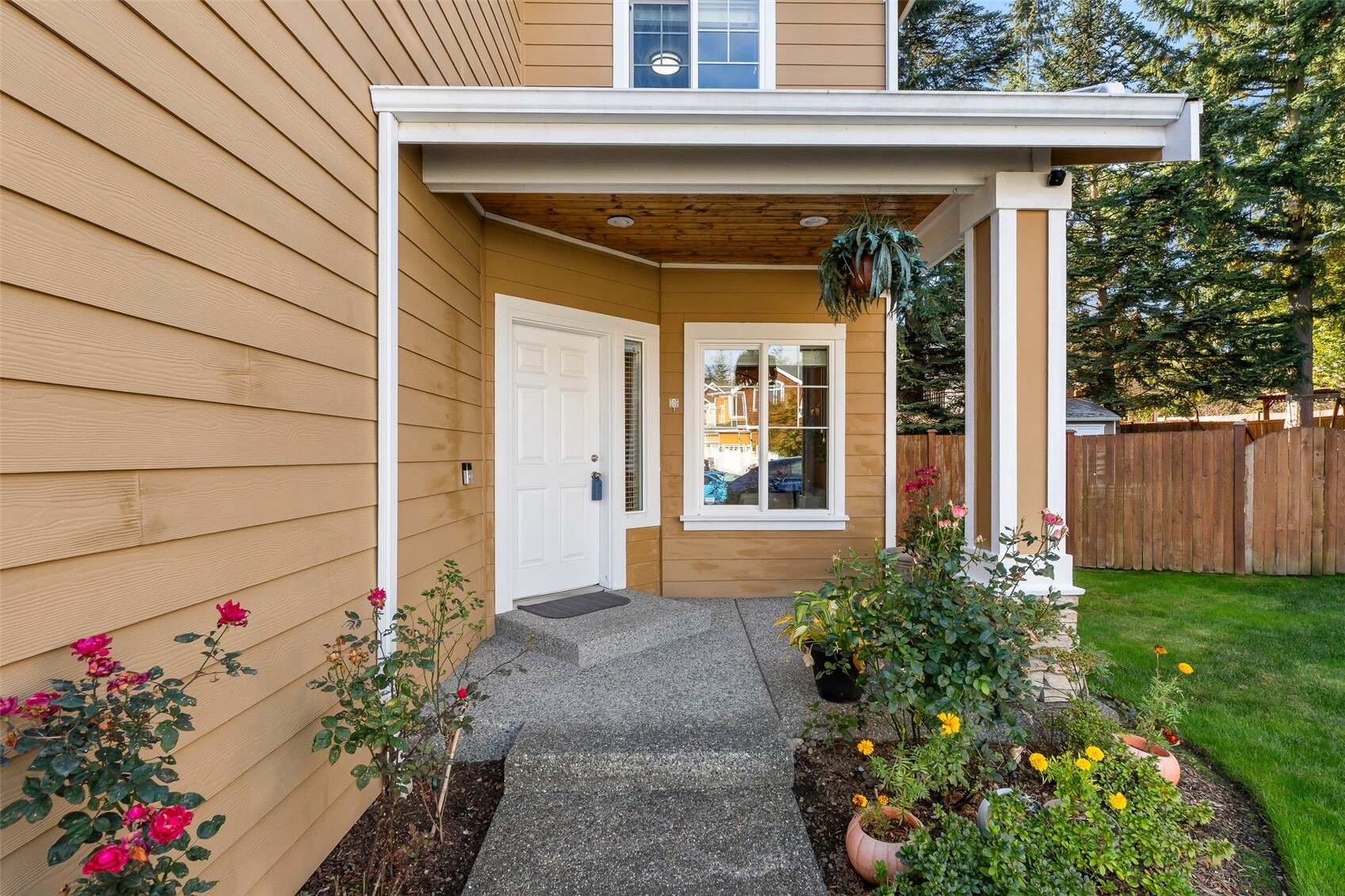 714 142nd Street Property Photo 2