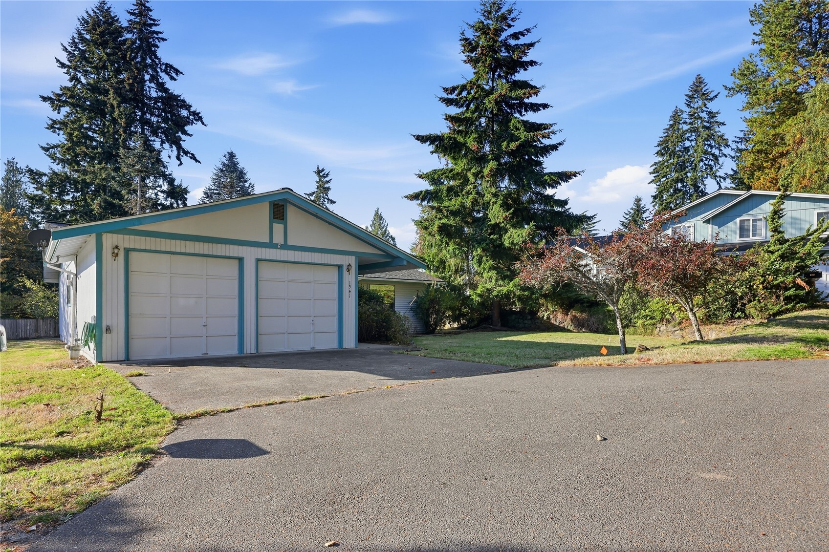 1941 Ne Warner Street Property Photo 1