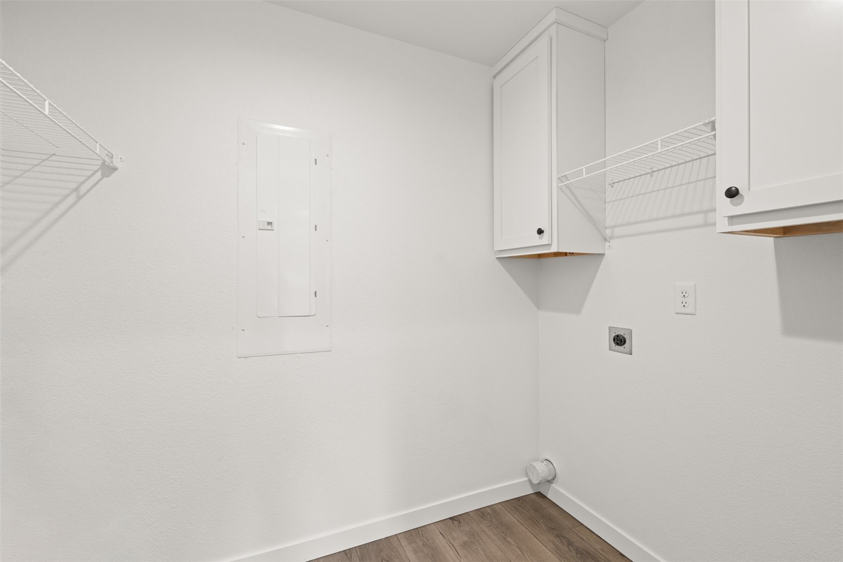 2013 E 4th Avenue Property Photo 17
