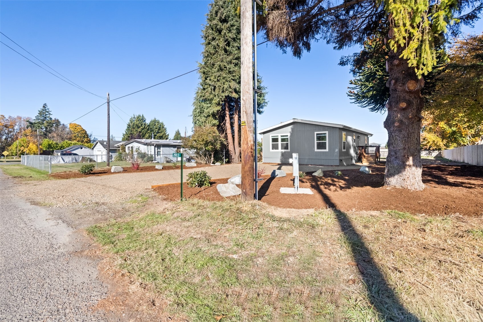 2013 E 4th Avenue Property Photo 36