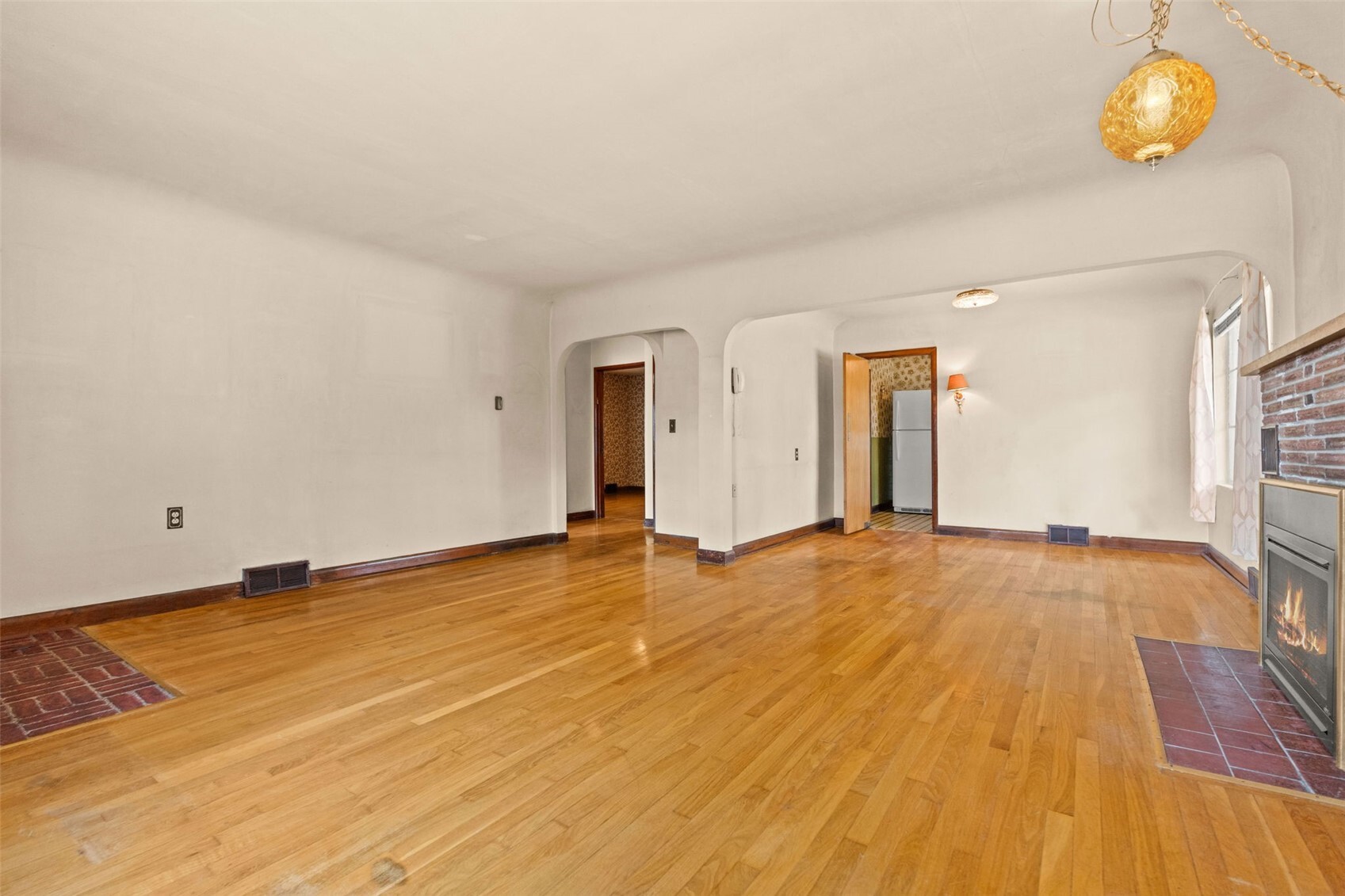 15202 Washington Avenue Property Photo 14