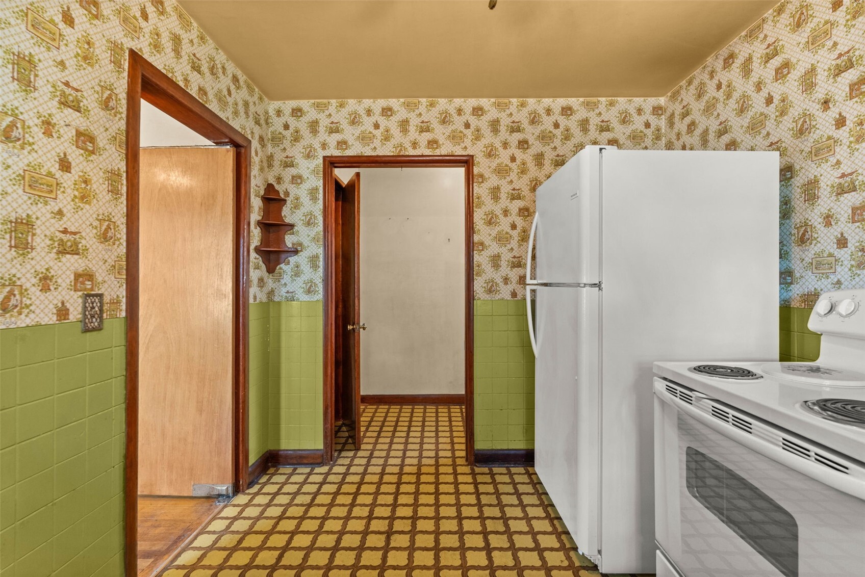 15202 Washington Avenue Property Photo 19