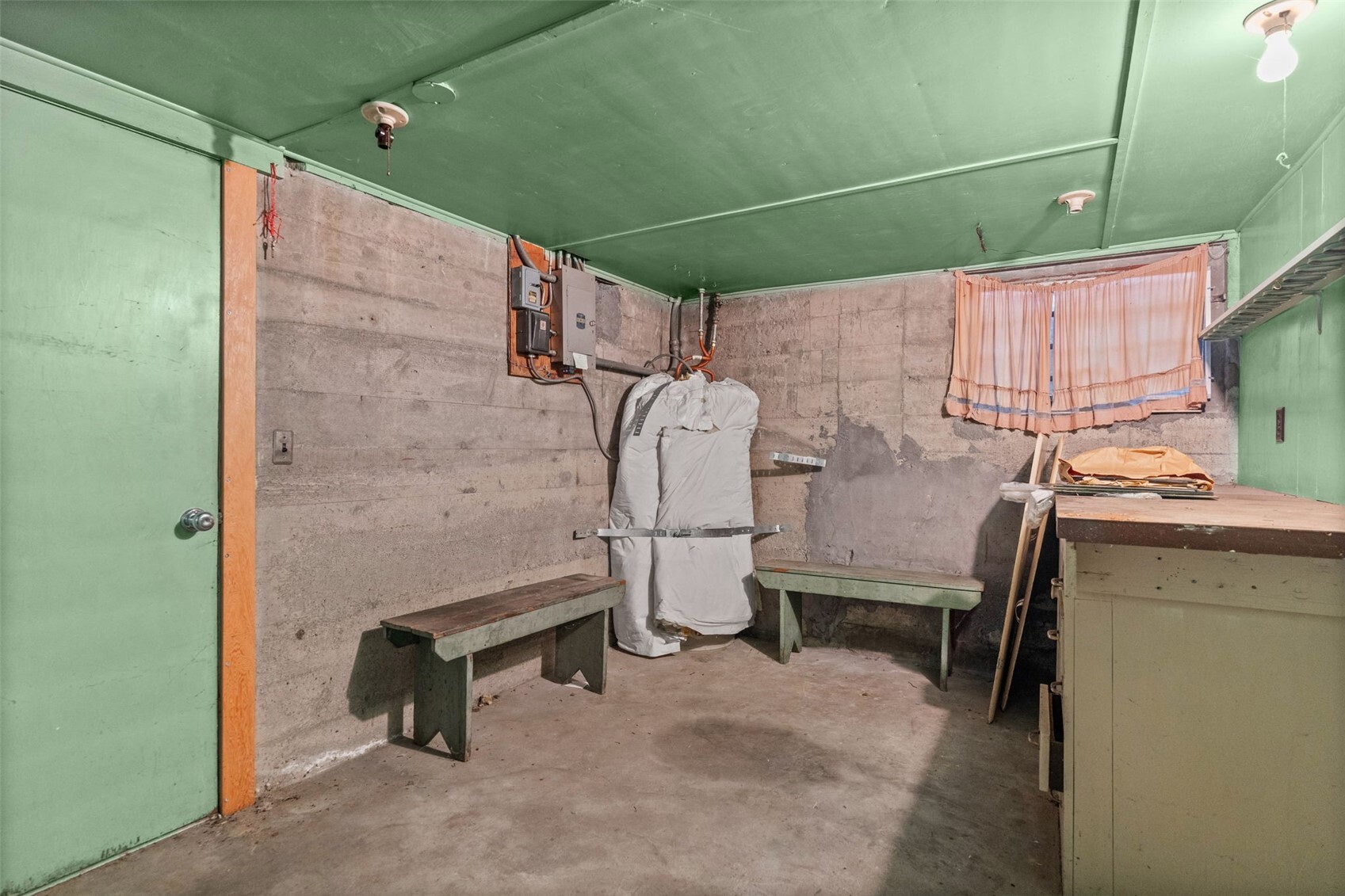 15202 Washington Avenue Property Photo 30