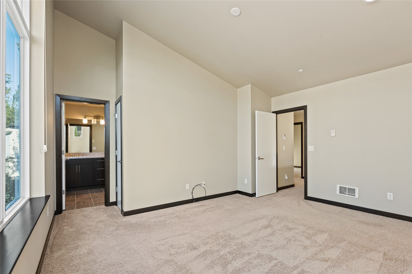 15111 13th Place Property Photo 21