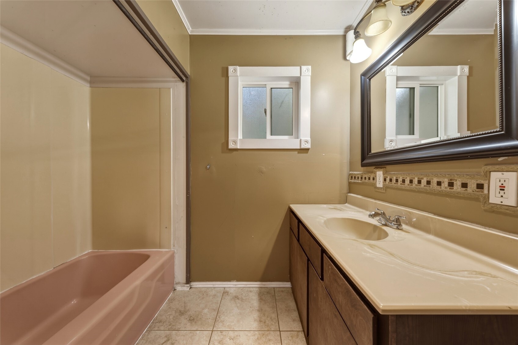 85183 Highway 11 Property Photo 17