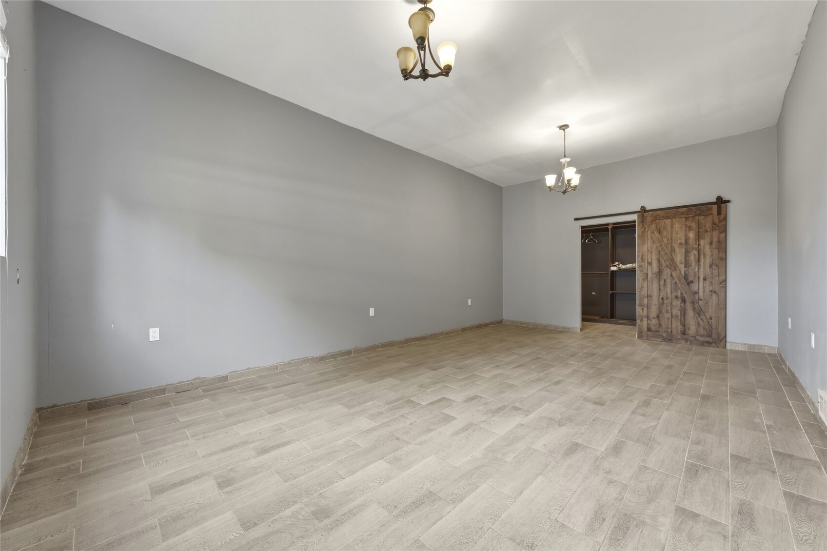 85183 Highway 11 Property Photo 22