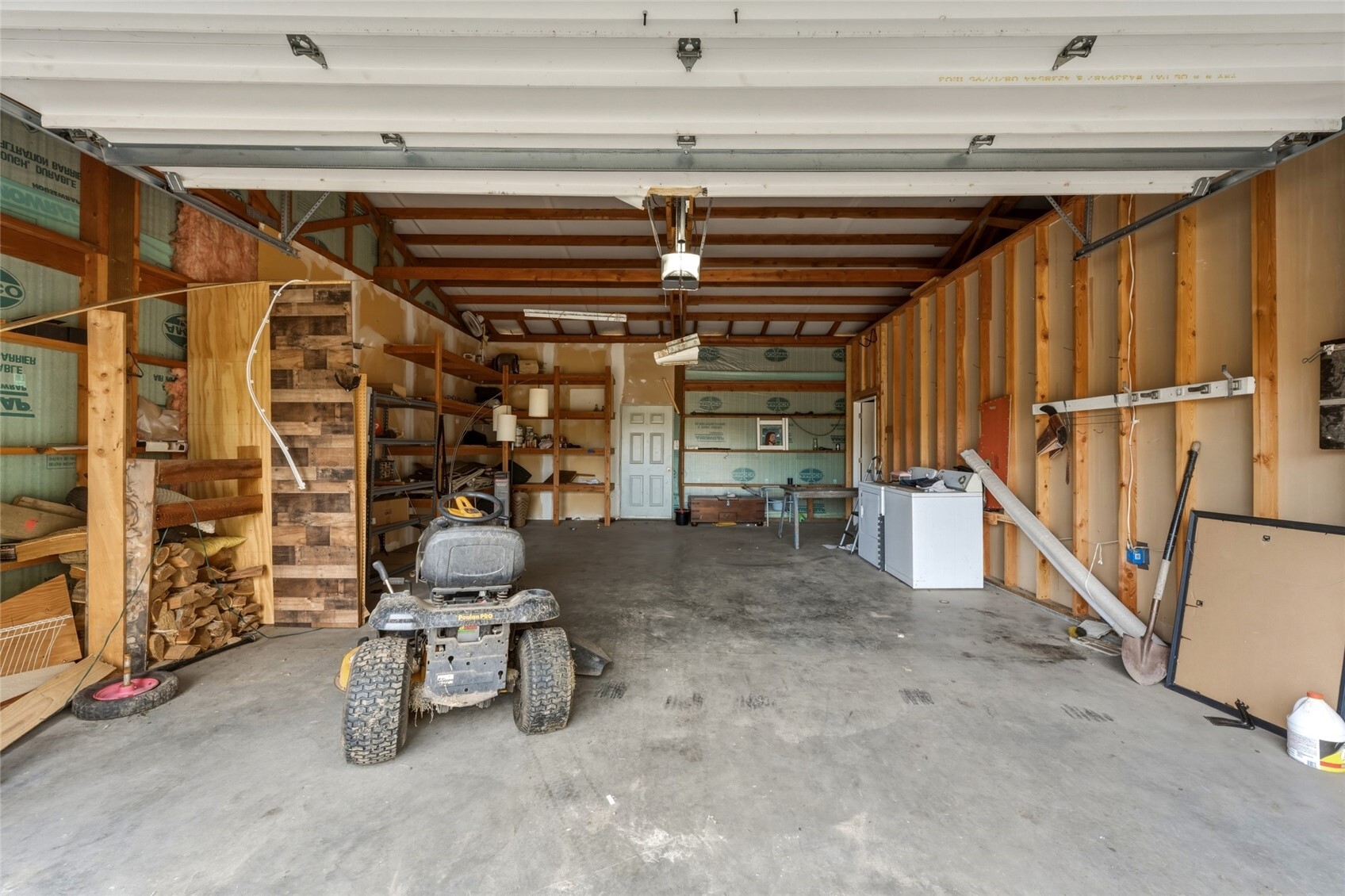 85183 Highway 11 Property Photo 25