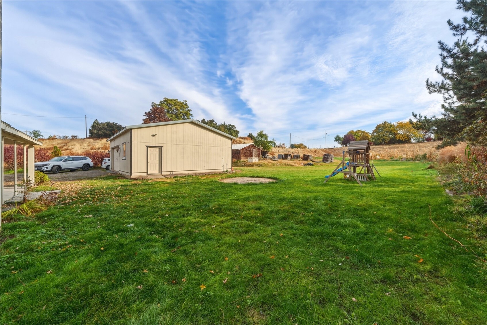 85183 Highway 11 Property Photo 27