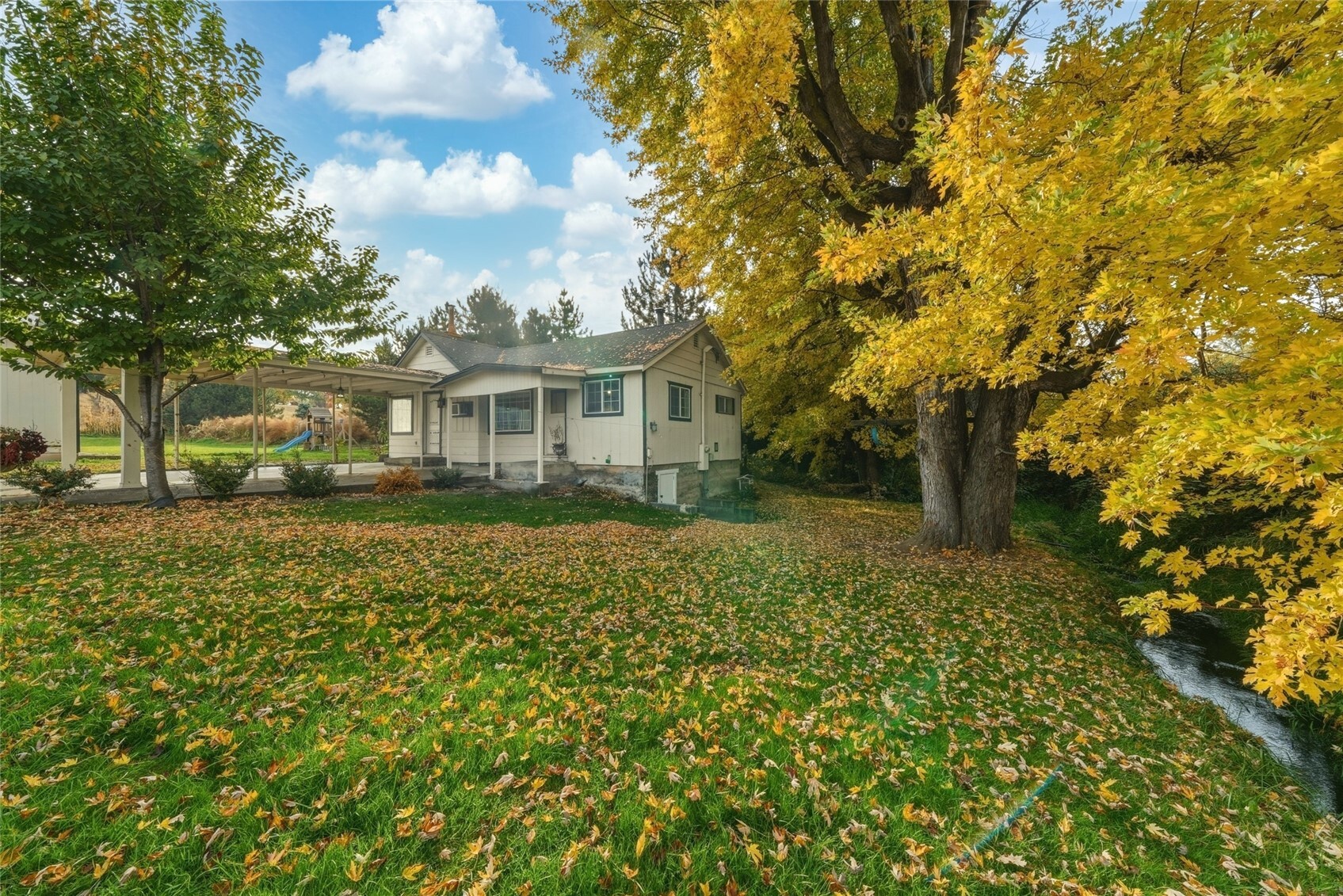 85183 Highway 11 Property Photo 30
