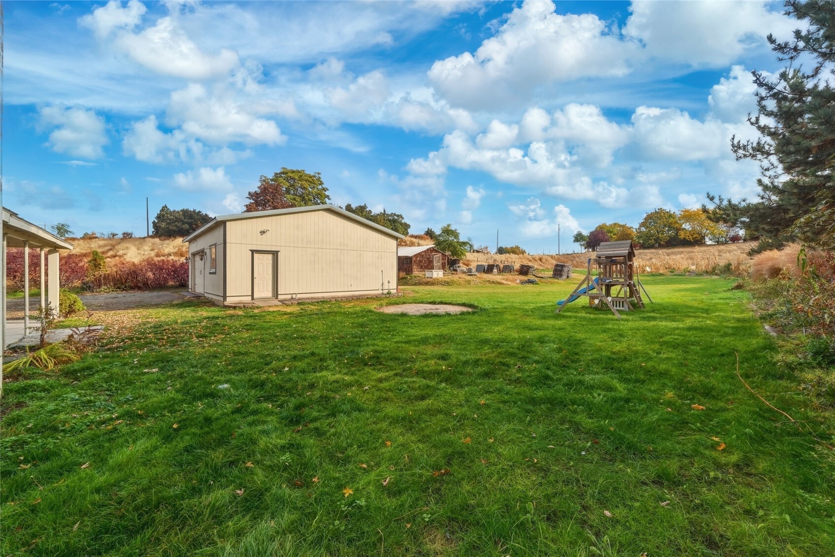85183 Highway 11 Property Photo 31