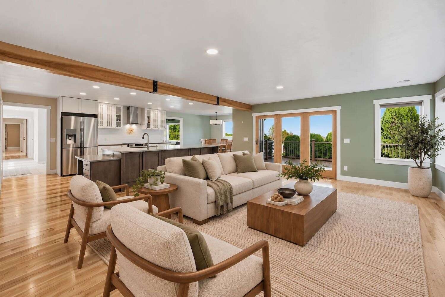 111 Sapphire Place Property Photo 4