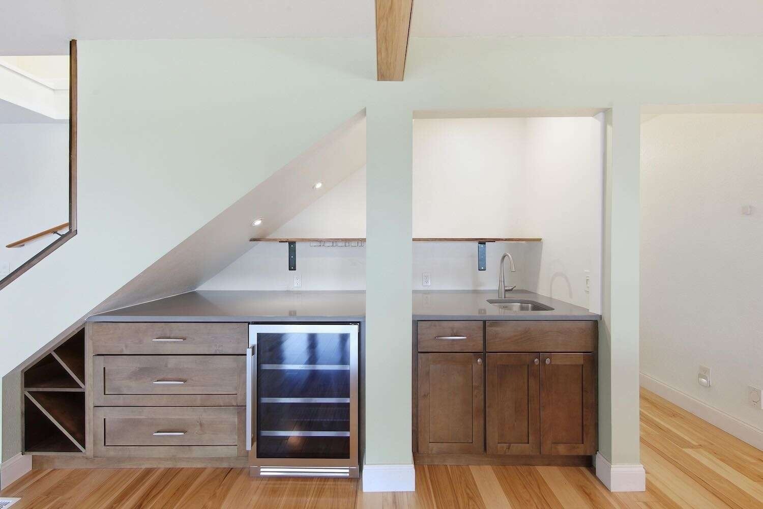 111 Sapphire Place Property Photo 6