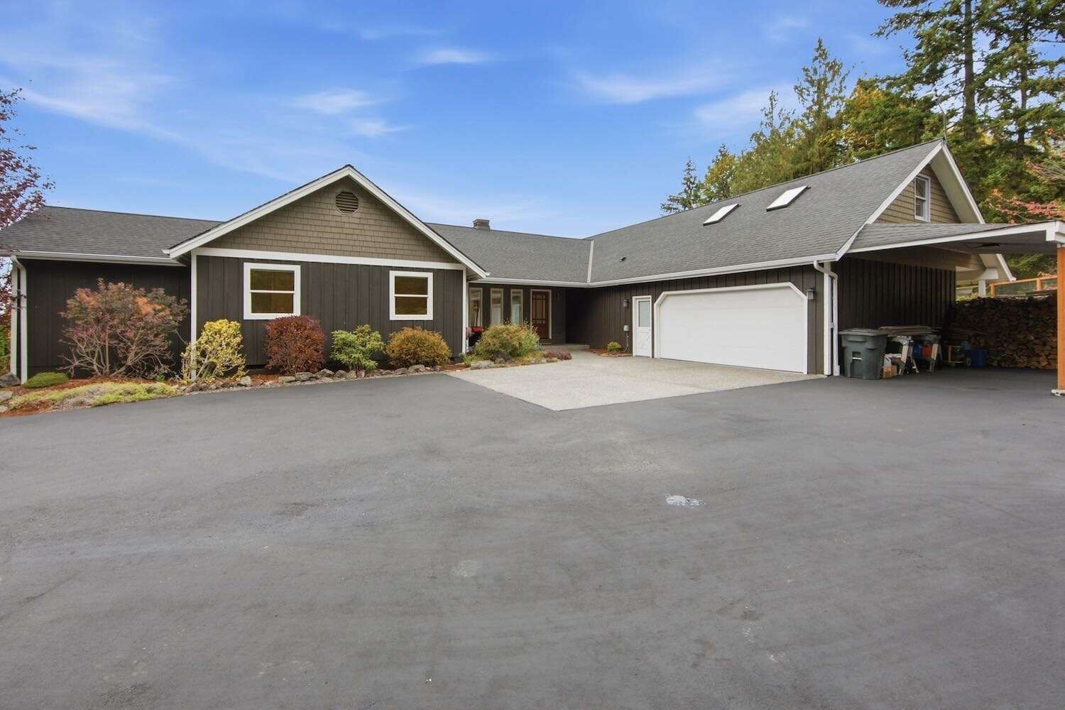 111 Sapphire Place Property Photo 34