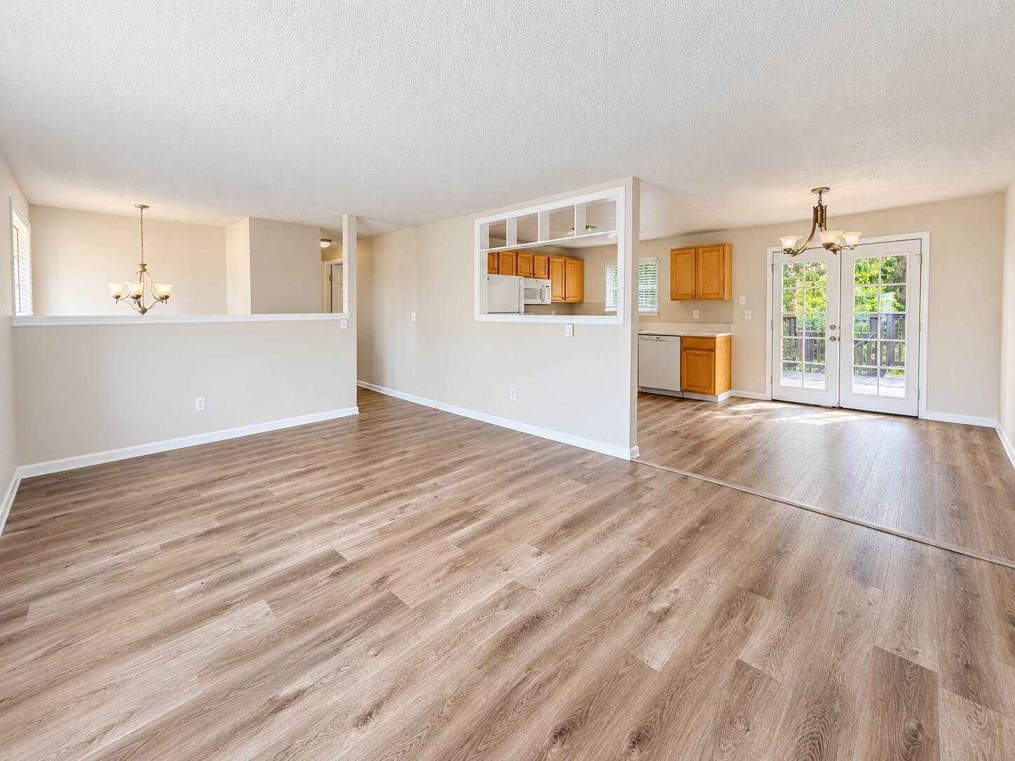 12016 153rd Street Property Photo 5
