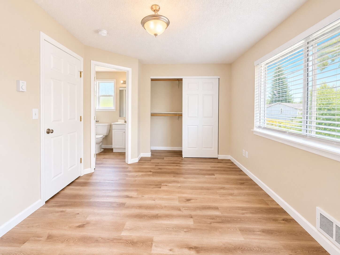 12016 153rd Street Property Photo 14