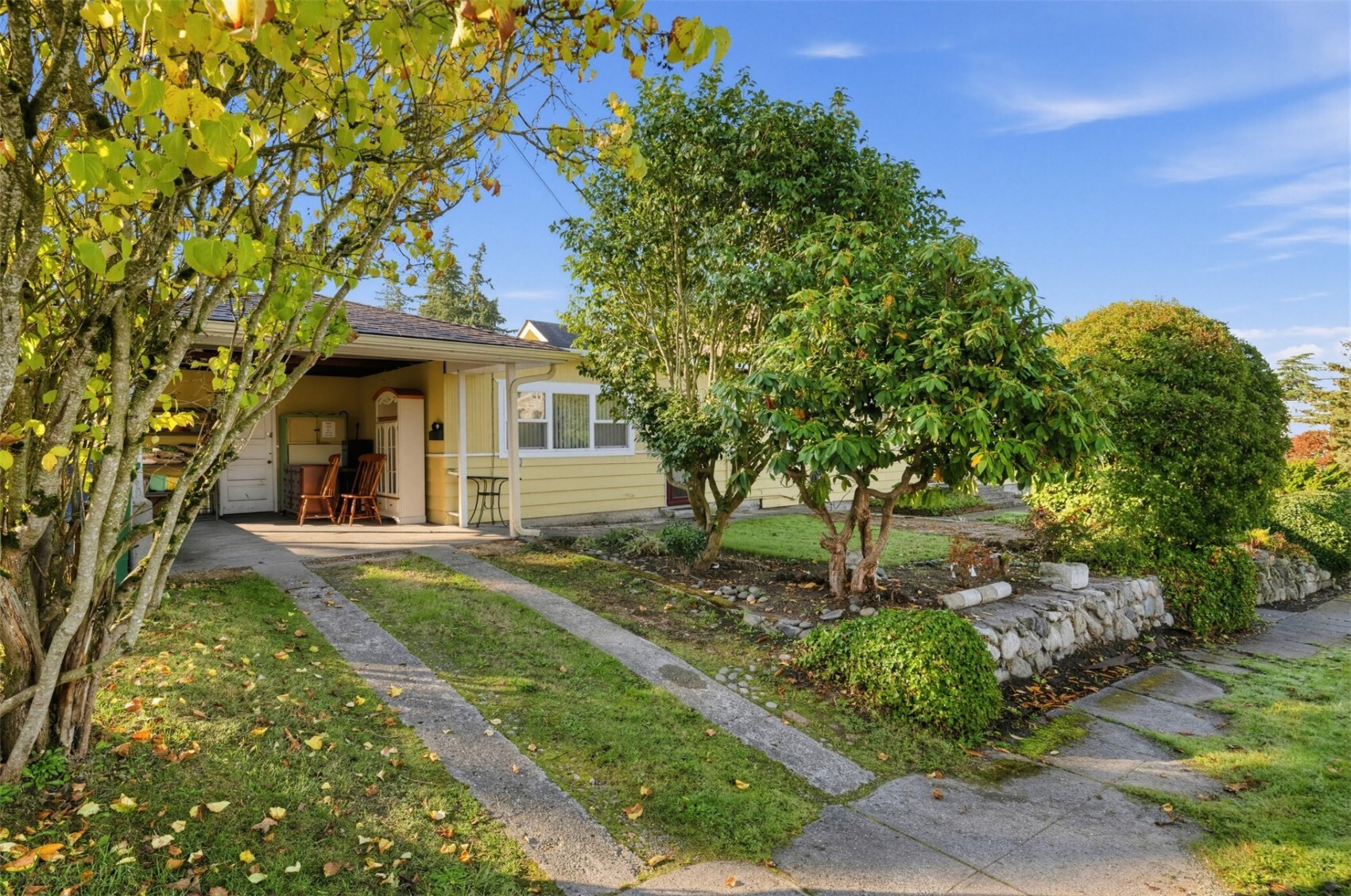 304 E Highland Avenue Property Photo 4