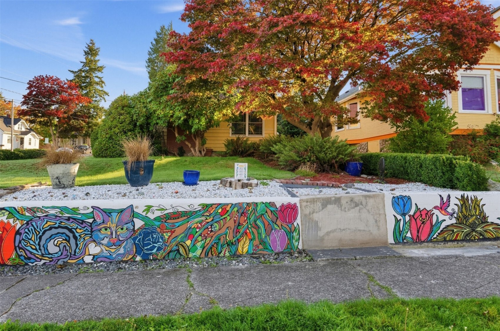 304 E Highland Avenue Property Photo 8
