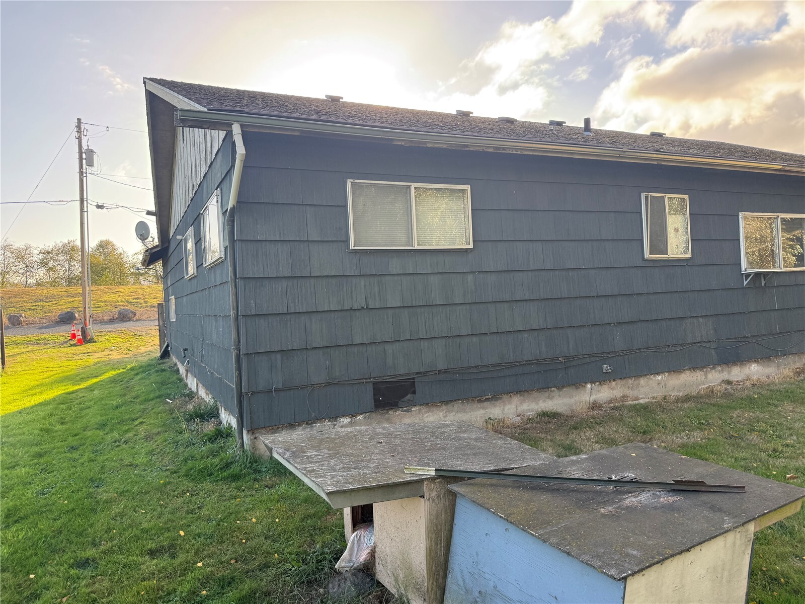 1425 River Road Property Photo 4