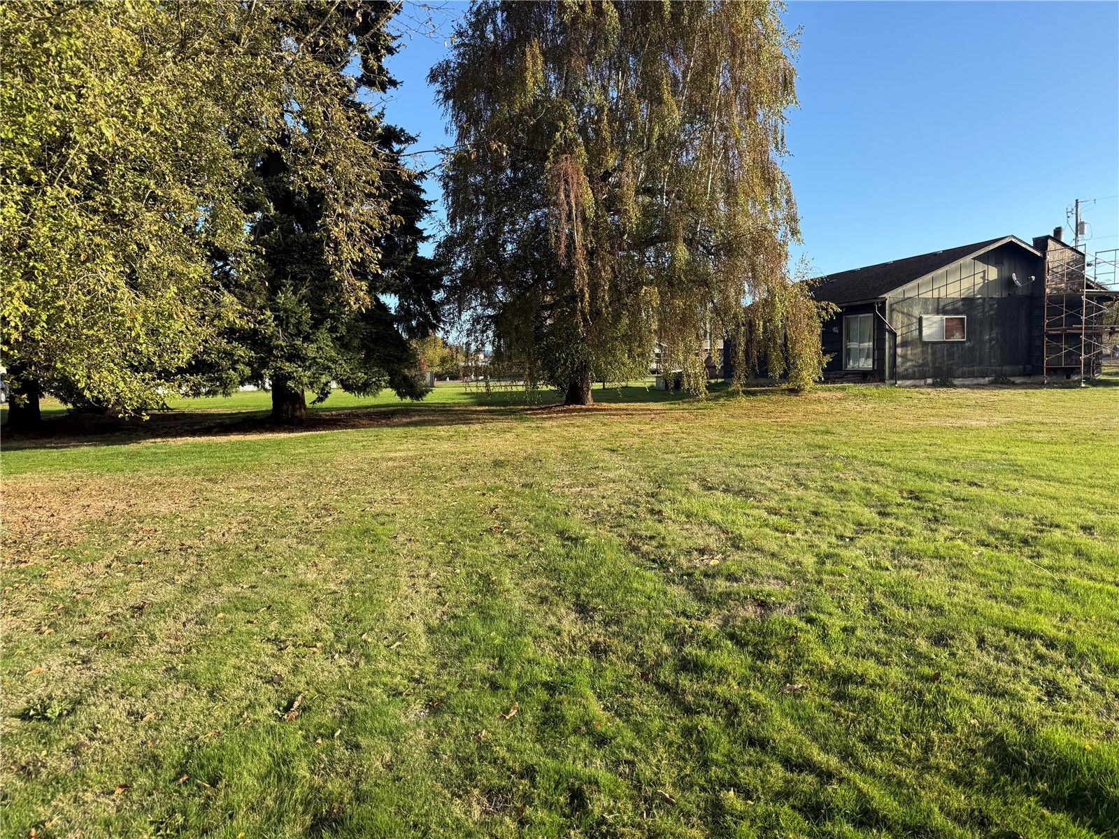 1425 River Road Property Photo 16