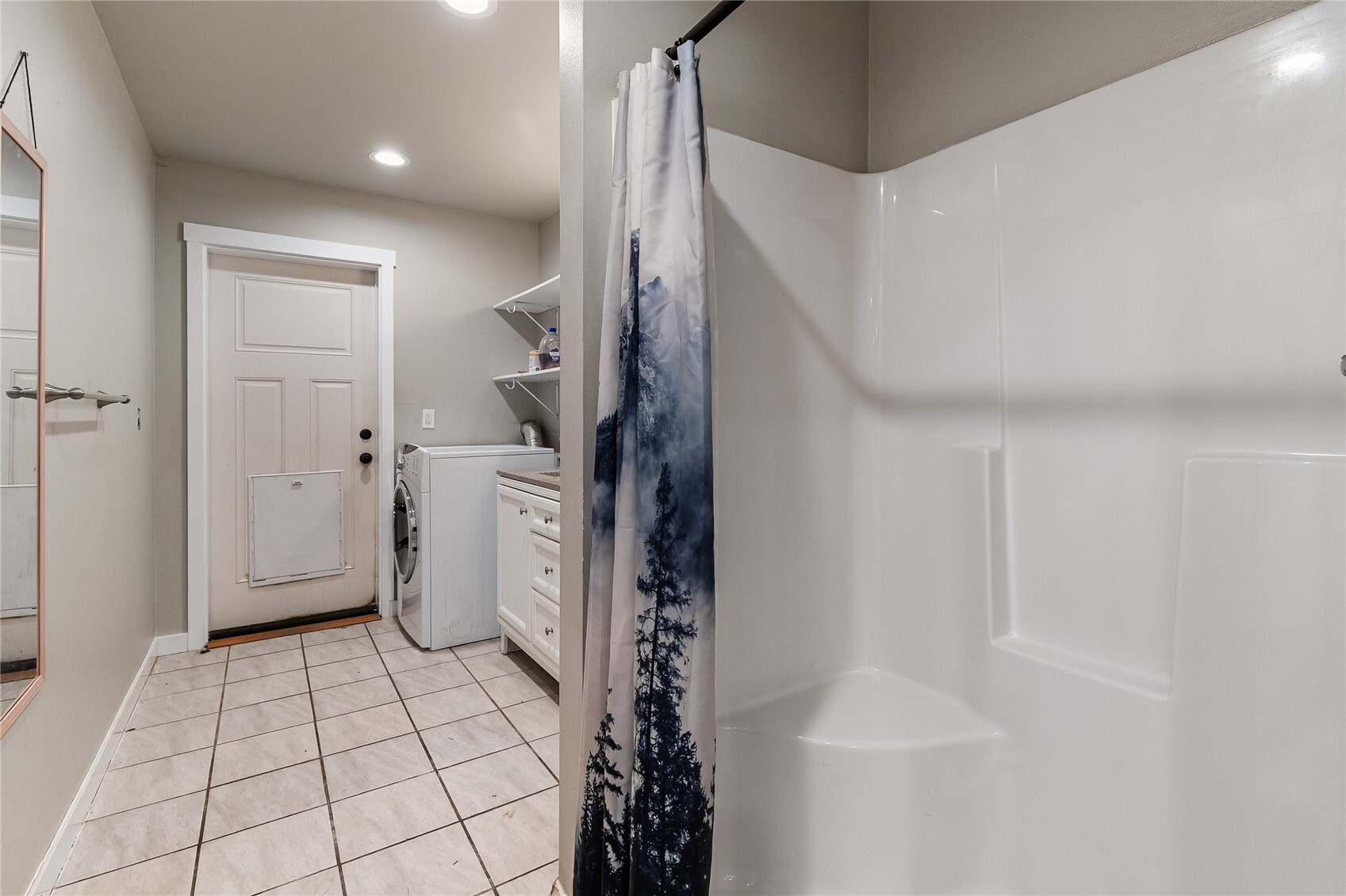 7943 Apache Drive Property Photo 6