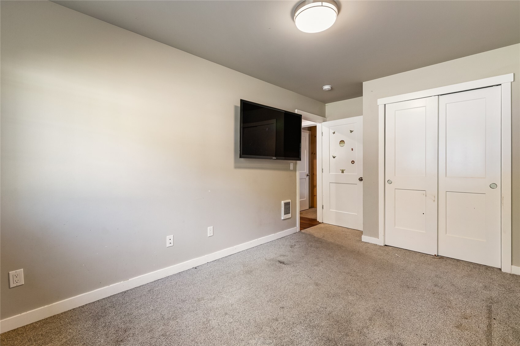 7943 Apache Drive Property Photo 8
