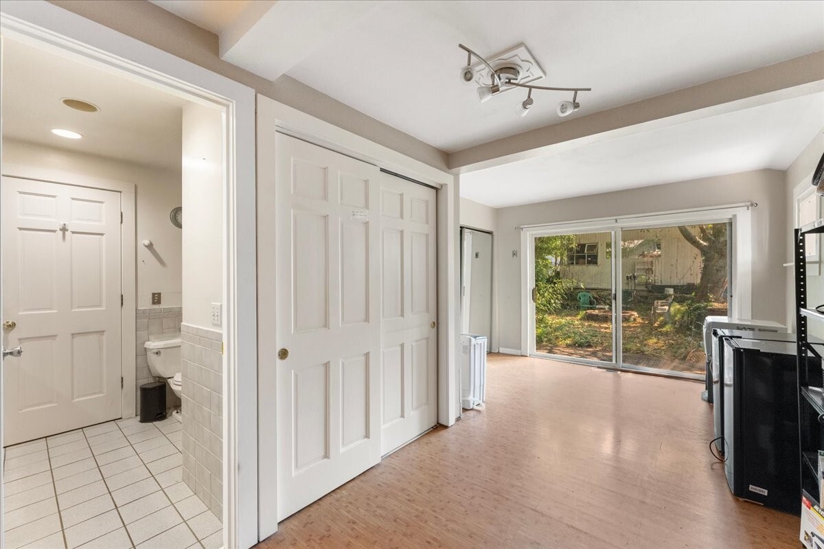 8730 Palatine Avenue Property Photo 8