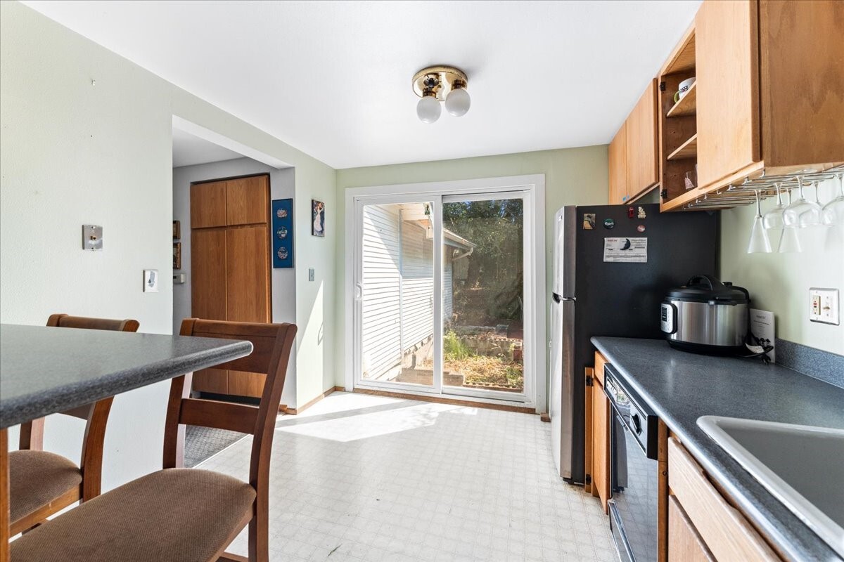 8730 Palatine Avenue Property Photo 14