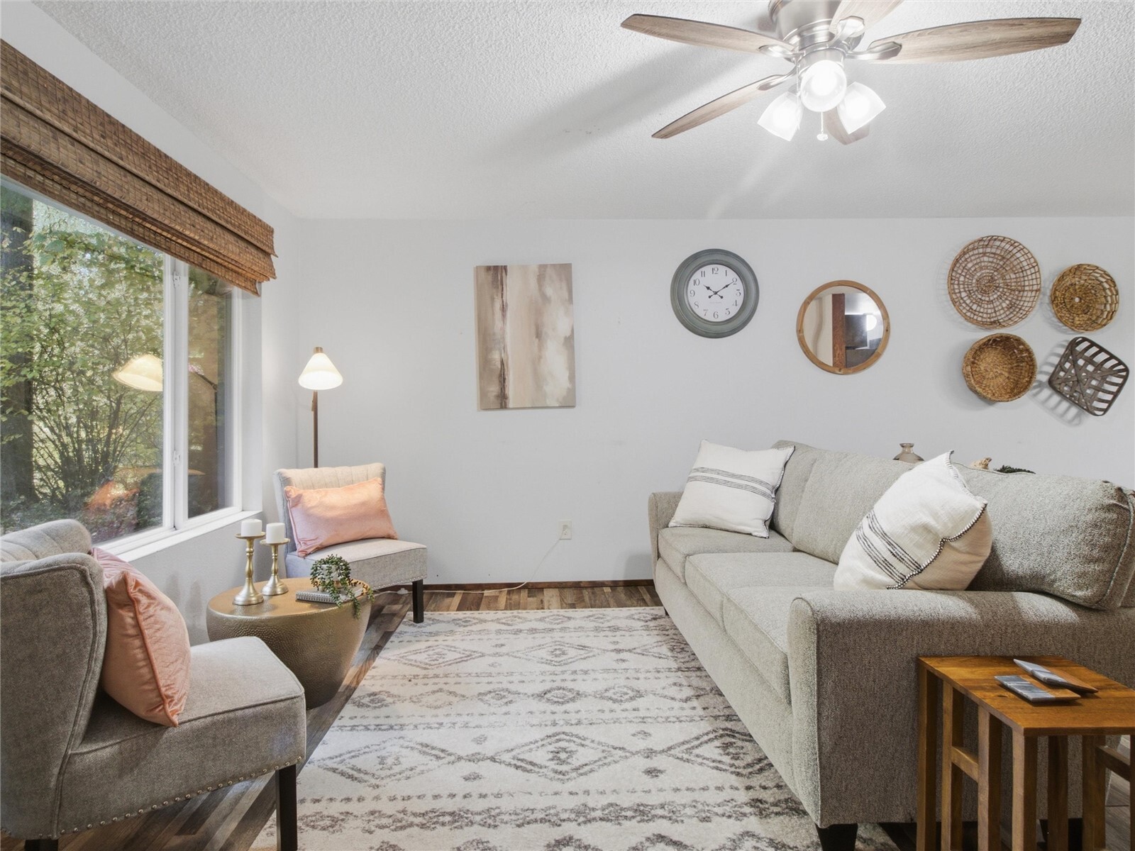 7631 Kittiwake Drive Property Photo 6
