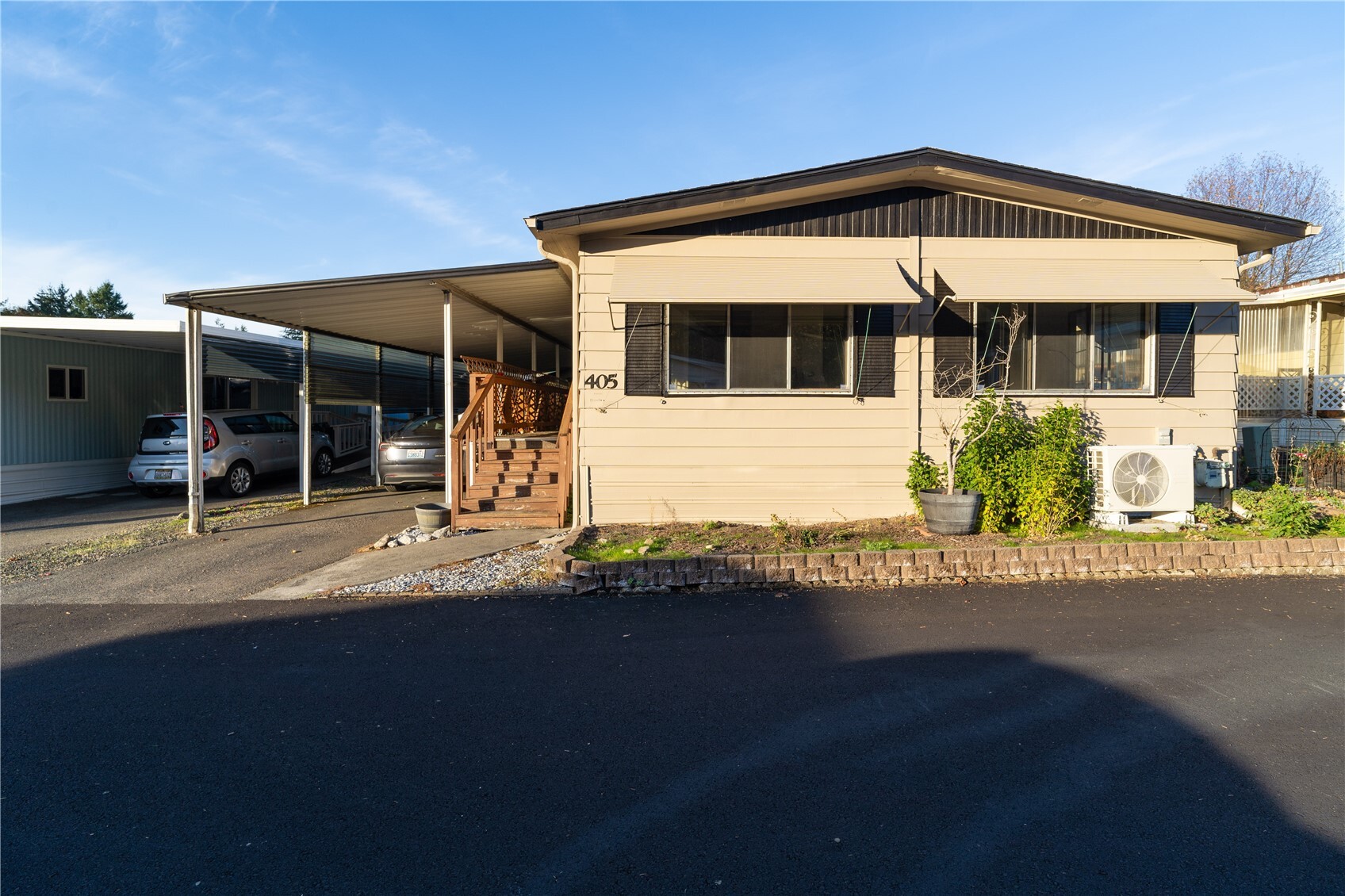 1111 Archwood Drive 405 Property Photo 1