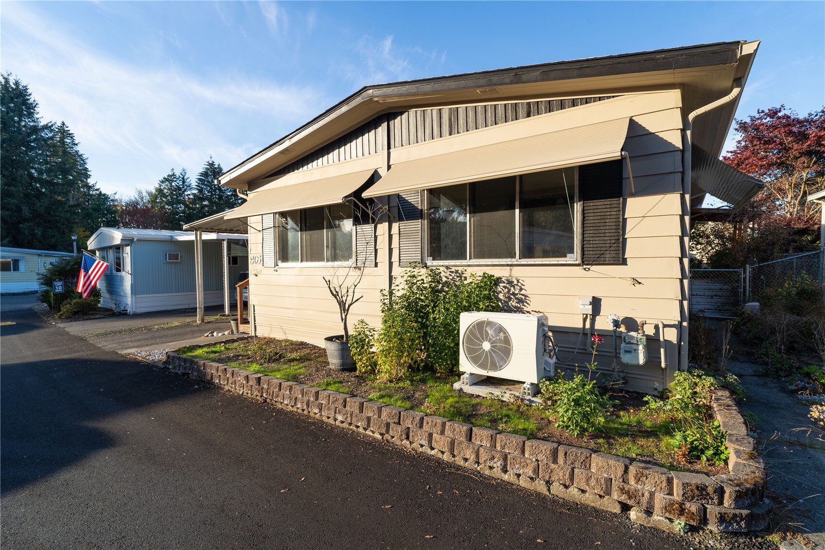 1111 Archwood Drive 405 Property Photo 3
